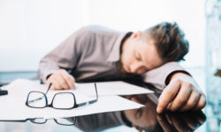 Comment lutter contre la fatigue mentale au travail ?